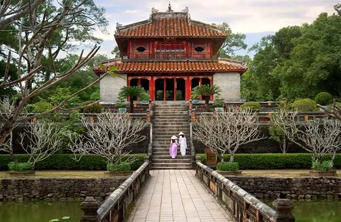 Tu Duc tomb by photographer David Lazar
