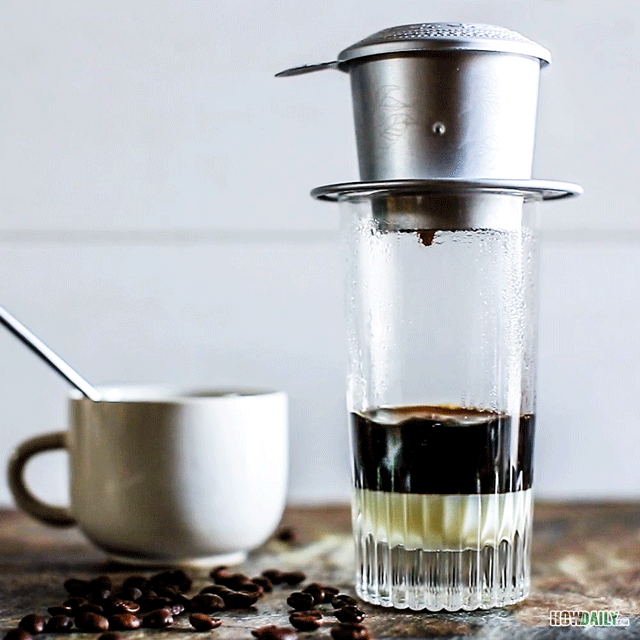 Animation of Vietnamese drip coffee
