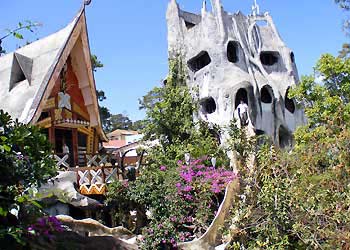 Dalat Spiderweb Mansion (Crazy House)