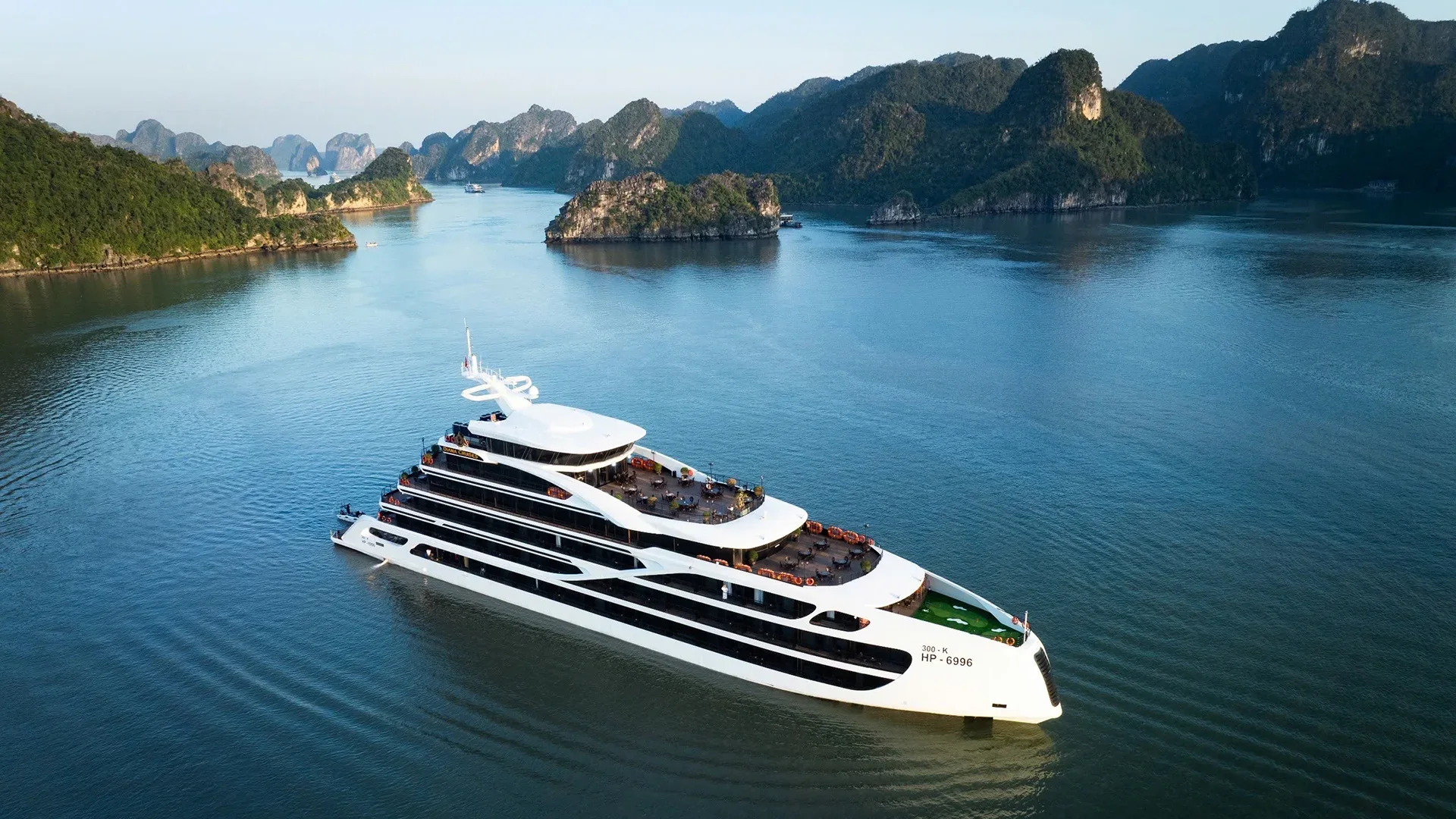 Luxury cruise ship Diana on Halong Bay, Vietnam